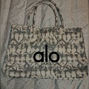 ALO Yoga Black and Gray Patterned Tote Bag